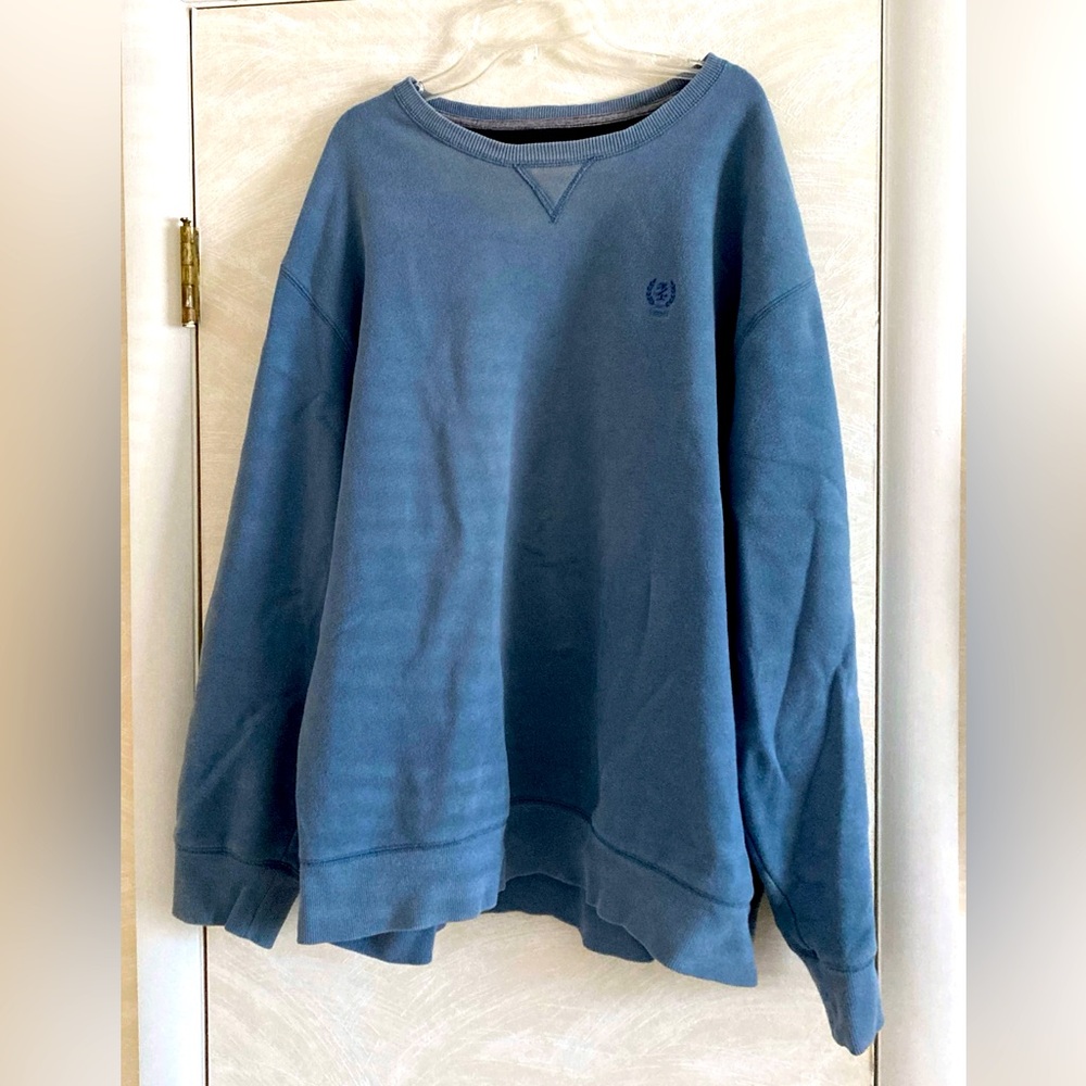 Izod sweatshirt